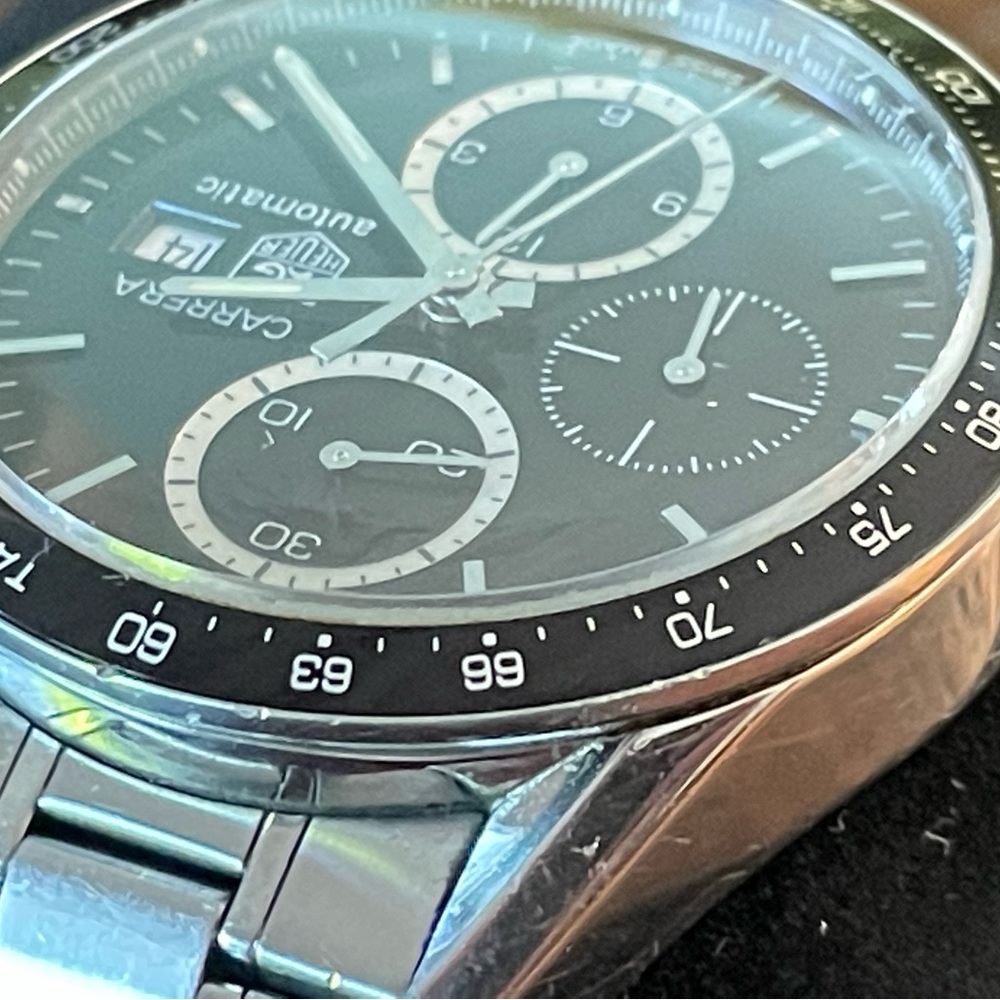 Tag Heuer Carrera 41mm Black Dial Men's Watch w box, manual, and extra links - Picture 6 of 7